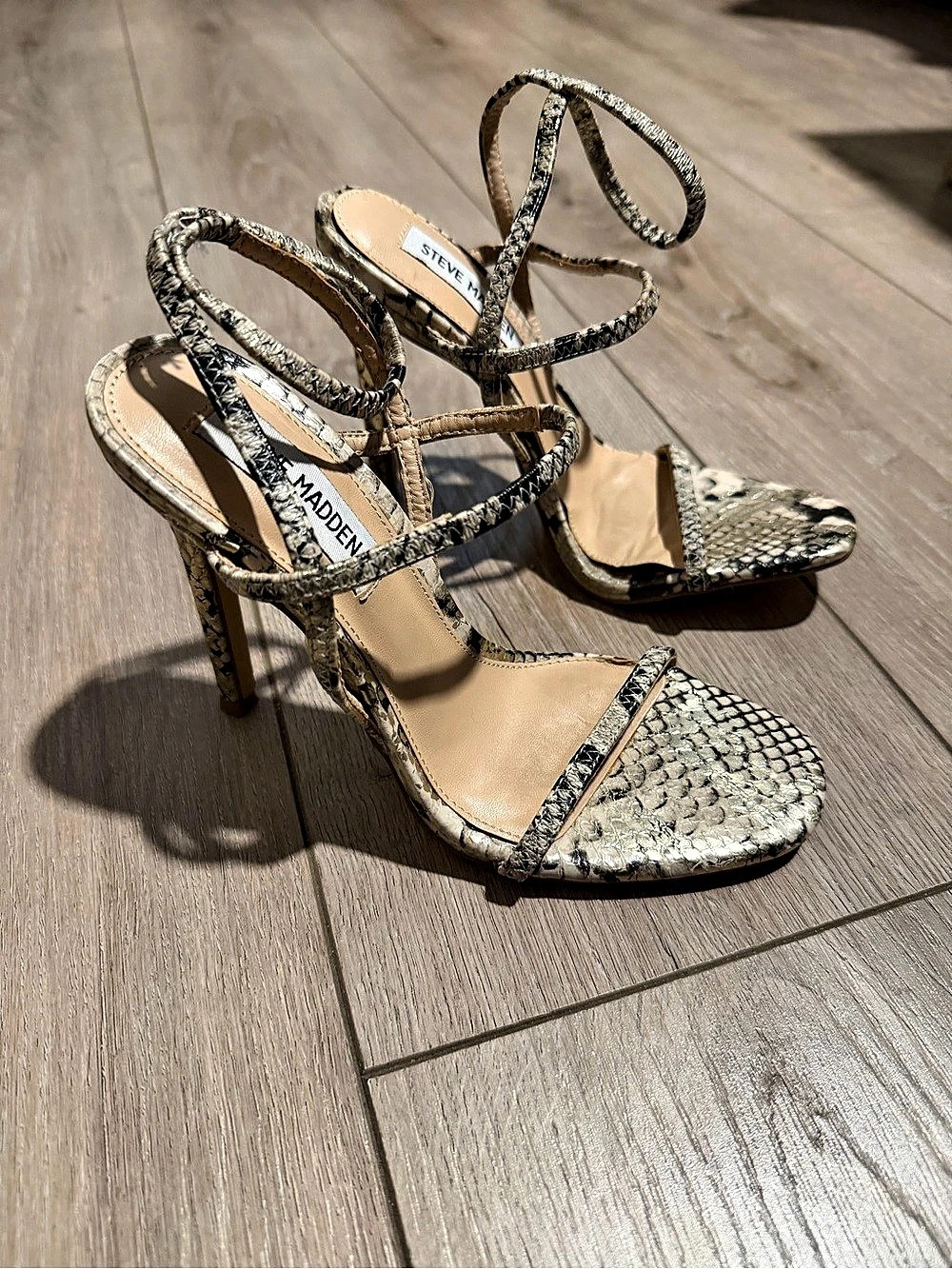 Steve Madden Snakeskin Print Ankle Strap Heels SIZE 6